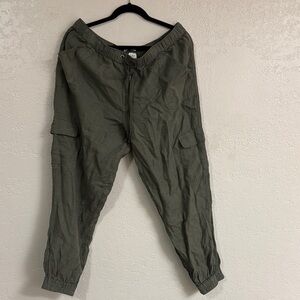 Nicole Miller Men's Green Cargo Pants